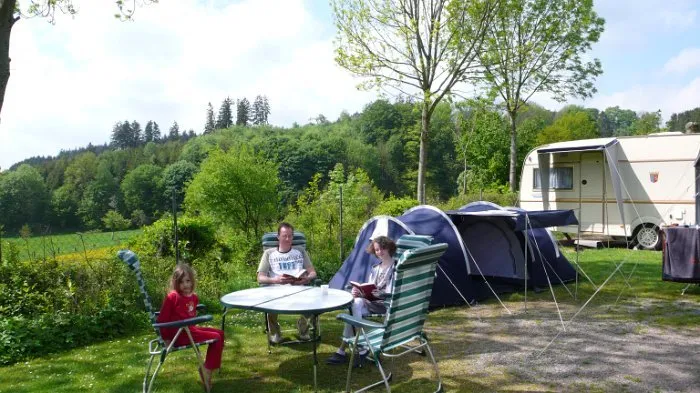 Der Campingplatz im Sommer